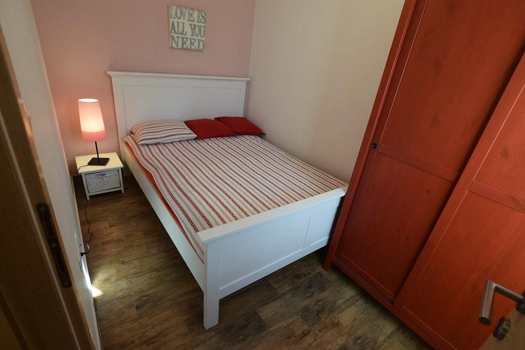 Apartment Plutus Biograd Na Moru Exterior photo