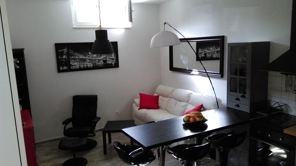 Apartment Plutus Biograd Na Moru Exterior photo